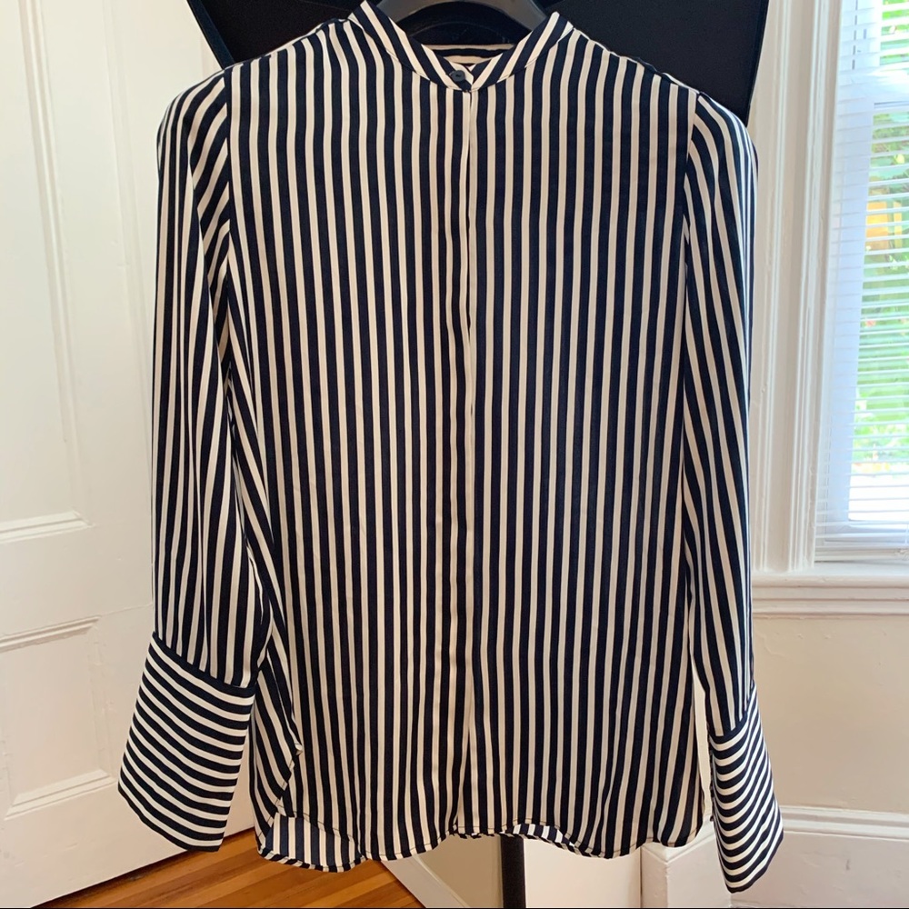 H&M Dark blue / White striped Blouse